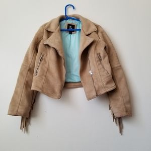 🤩Super cute super fun girl fringe jacket 🤩